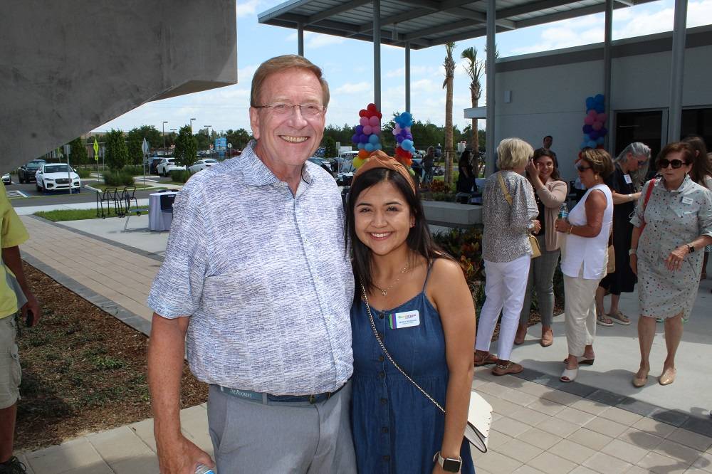 Gerry Wenske, Maria Munguia